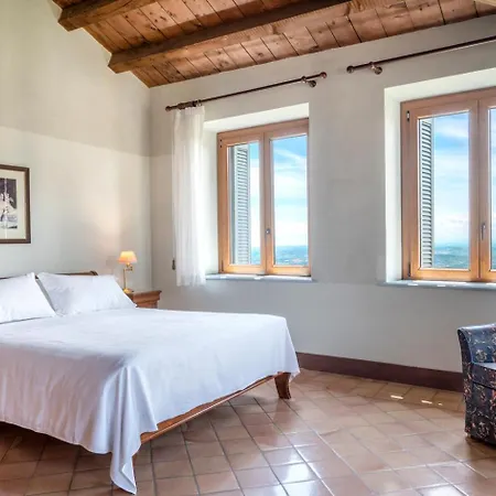 Monteconero 3* シローロ