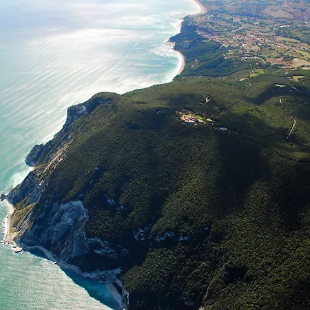 Ξενοδοχείο Monteconero 3*